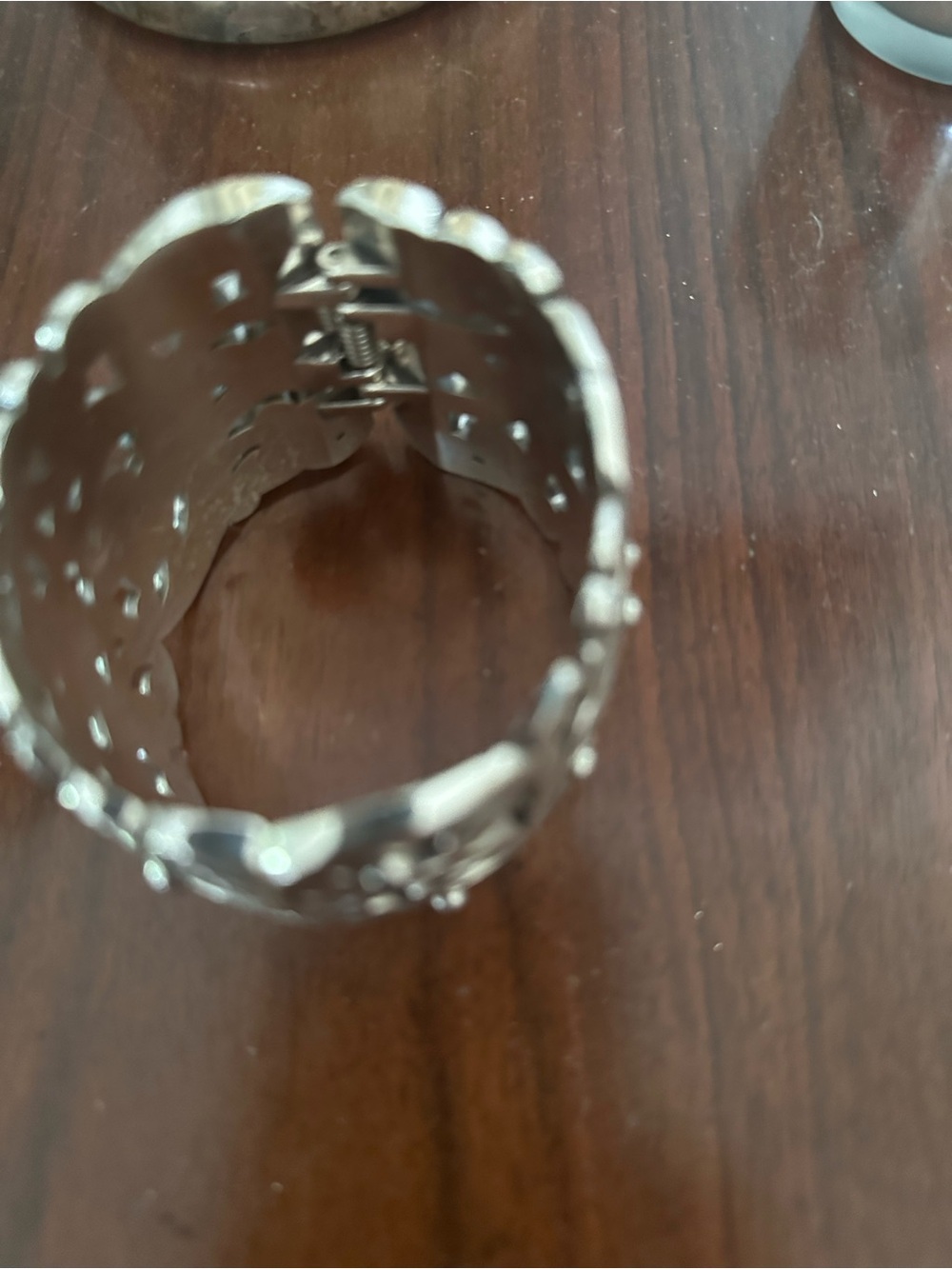 Brighton 🖤 "Madrid Lace" Wide Hinged Bangle Bracelet-Retired - Picture 6 of 6